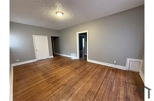 648 S 37th St #3 Photo 1