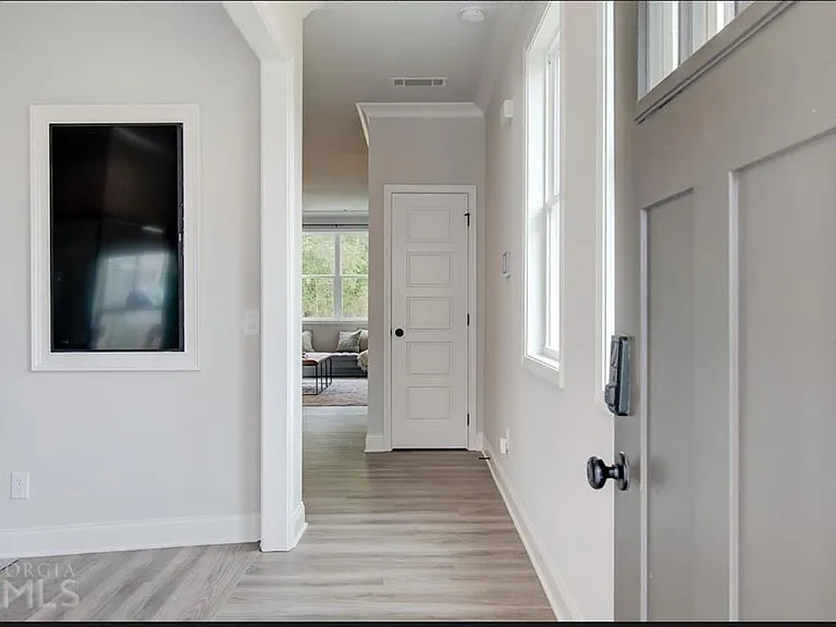 4673 Cypress Landing Way — Photo 7