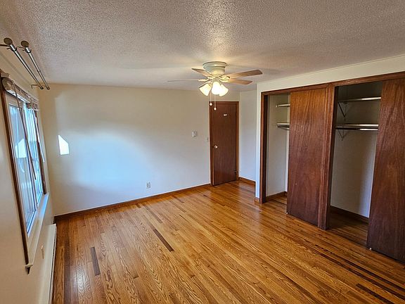 closets in bedroom 1