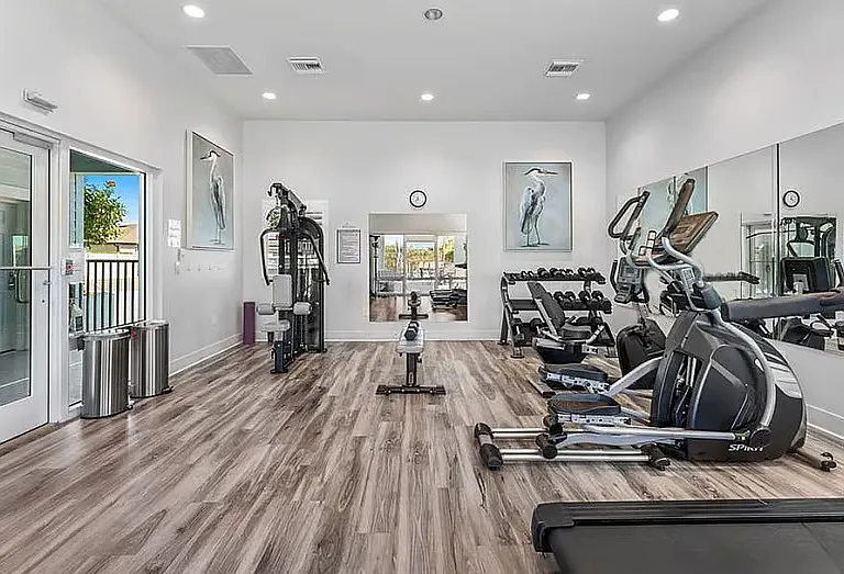 1505 Saddlewood Cir — Photo 23