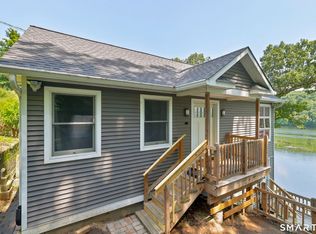 51 Bankside Trail, Newtown, CT 06482