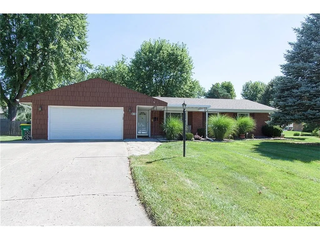 5816 Jassamine Dr photo 1