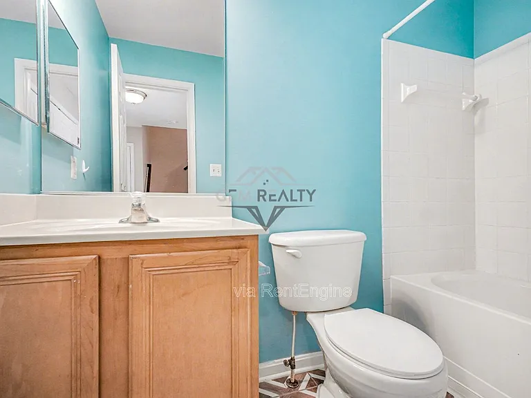 5218 Drakes Ct — Photo 16