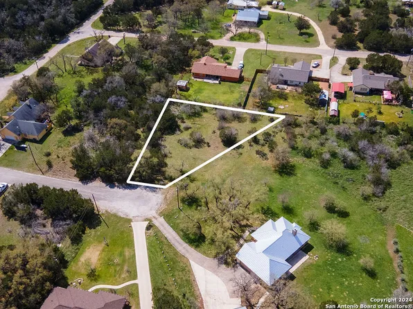 43 Moss Rose LOT 43, Bandera, TX 78003
