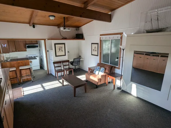 (undisclosed Address), Santa Barbara, CA 93105