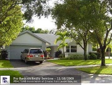 1st image of 8898 SW 59th St