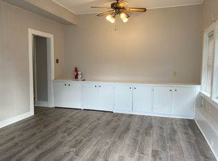 1610 Pontiac Trl, Ann Arbor, MI 48105