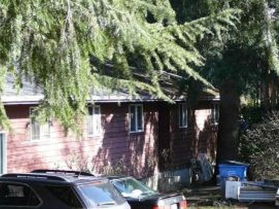 2nd image of 2221 NE 129th Ave
