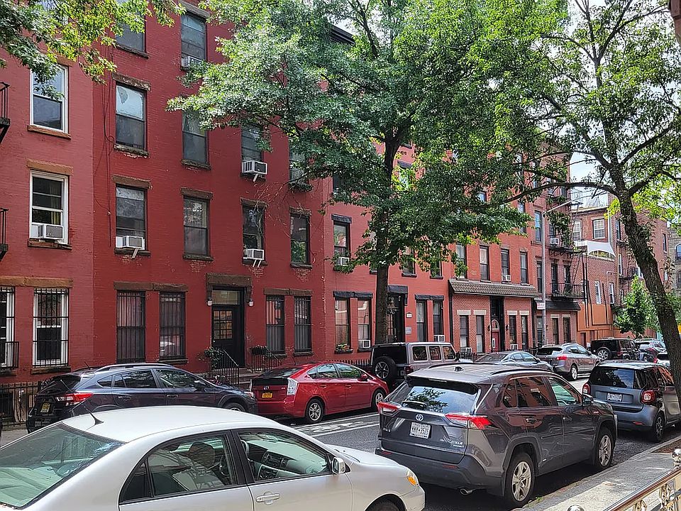 1st image of 223 Sackett St APT 4F