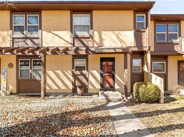 43 Glenroyal Dr, Pueblo, CO 81005