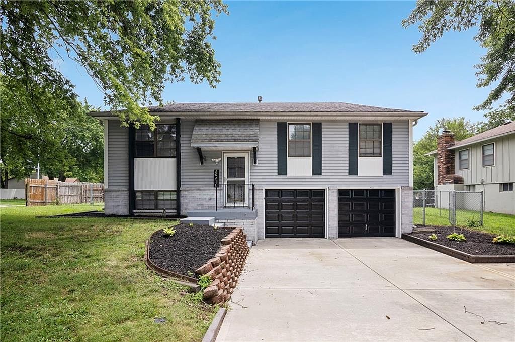 20217 E Millhaven St, Independence, MO 64056 | Zillow