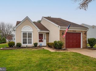 610 Cascade Dr S, Mount Laurel, NJ 08054