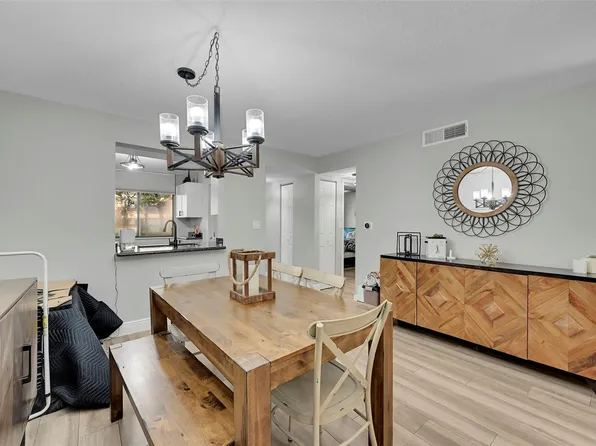 8592 W Sunrise Boulevard #102, Plantation, FL 33322