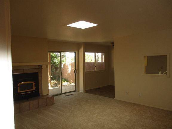 3rd image of 332 Cheryl Ave