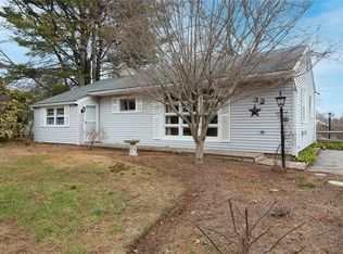 32 E Beach Rd, Charlestown, RI 02813