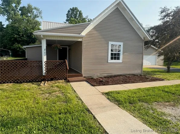 802 Bristol Street, Salem, IN 47167