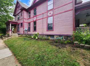 906 Fairmount St SE, Grand Rapids, MI 49506