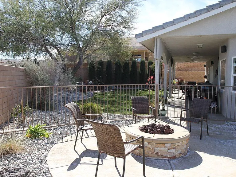 105 Brianna St — Photo 24