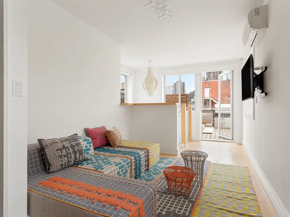 521 West 47th Street image 12 of 13