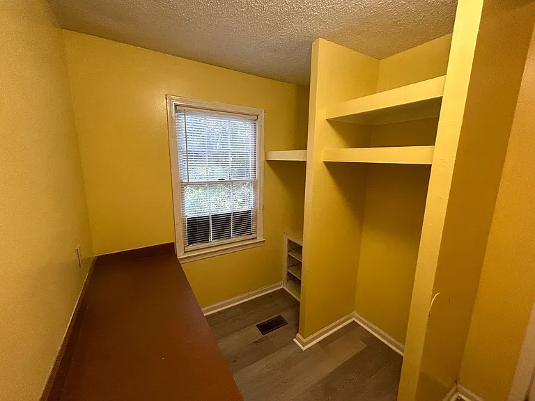1227 Barnwell Steet Barnwell St #3 — Photo 15