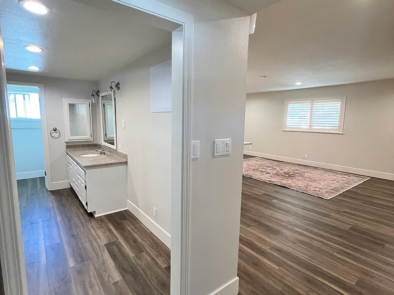 Carmel Dr — Photo 2