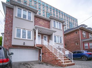 12 Glen St, Cliffside Park, NJ 07010