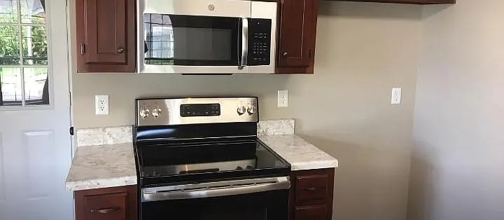 9884 Morgan Manor Dr — Photo 12