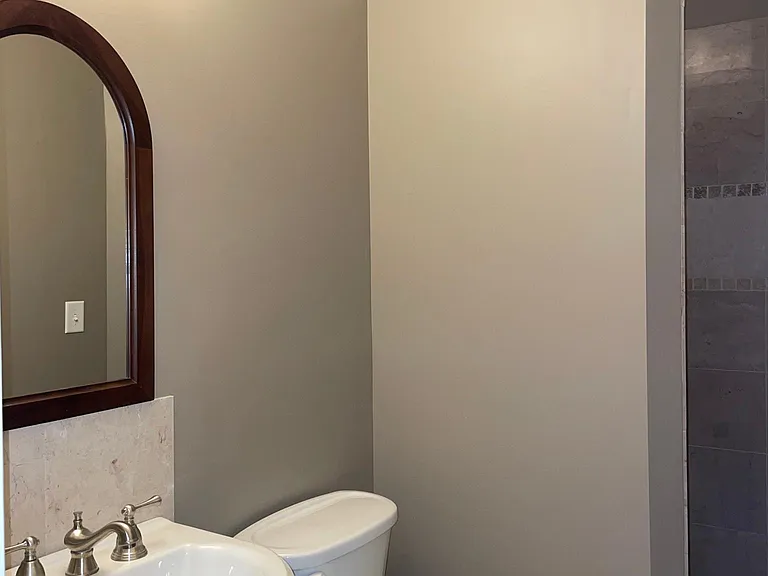 3939 Savannah Square St — Photo 24