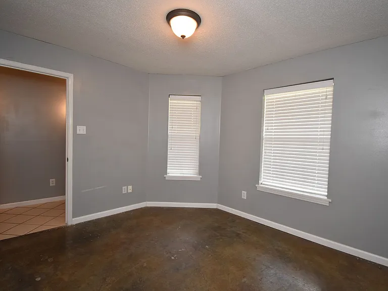1172 Christpher Ln — Photo 12