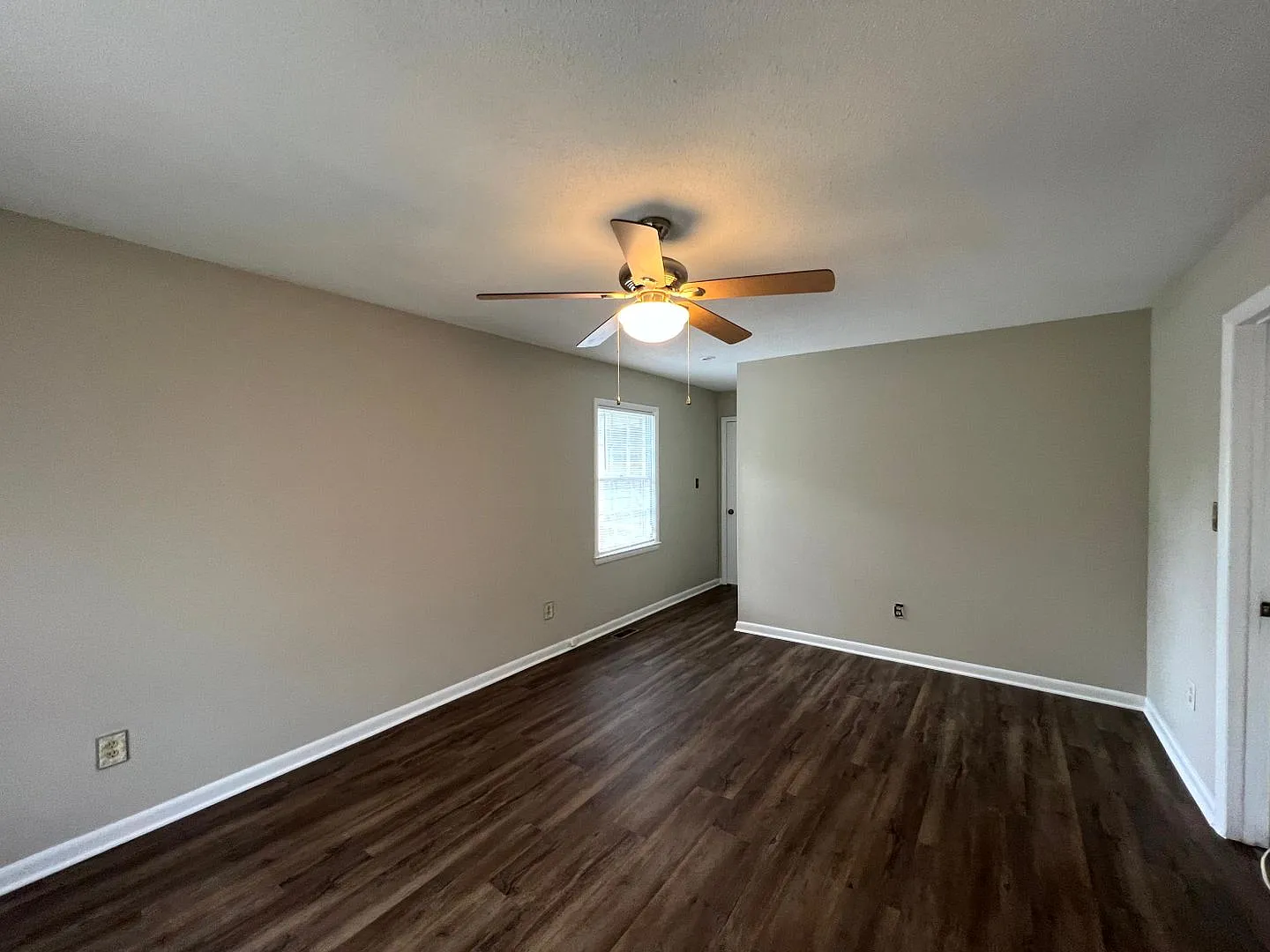 109 Deerfield Drive~ Deerfield — Photo 2