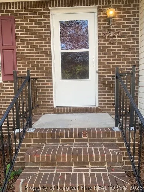 2 bed, 1.5 bath, $1,200 — Photo 2