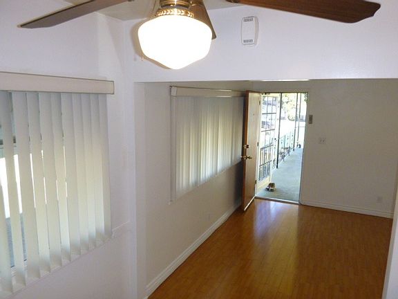 2nd image of 519 San Francisco Ave
