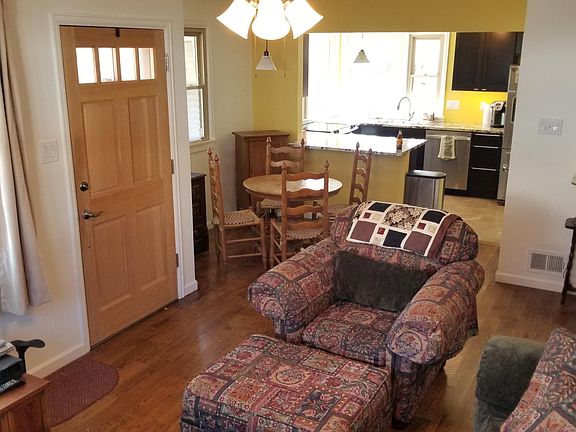 Dining nook and sitting area (furniture NOT included).