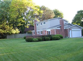 4276 Allegheny Dr, Troy, MI 48085