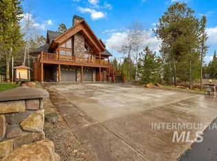 12782 Hereford Rd, Donnelly, ID 83615