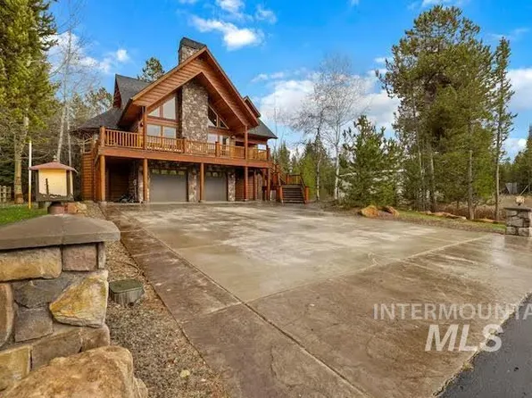 12782 Hereford Rd, Donnelly, ID 83615