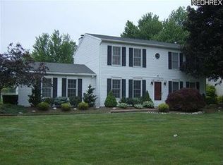 3264 Walter Rd, Westlake, OH 44145