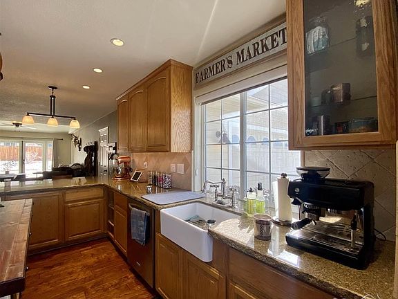 5th image of 2983 San Mateo Dr