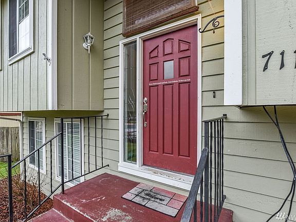 2nd image of 711 N 24th Ave