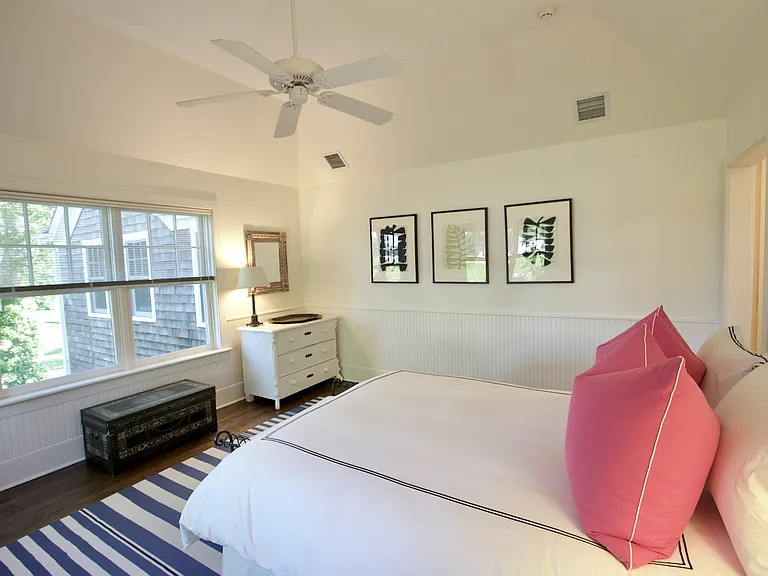 6 Cobbetts Ln — Photo 25