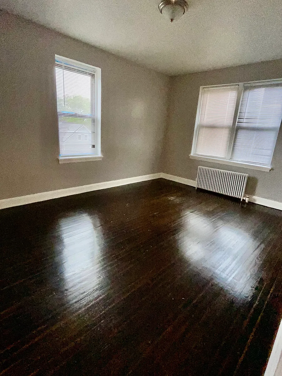 Building Photo - 25 Sanford Pl #C17