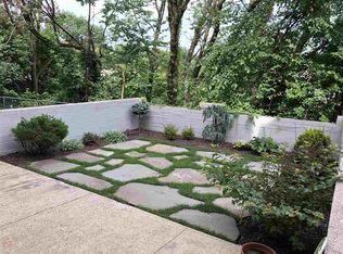 51 Bonn Pl APT 1, Weehawken, NJ 07086