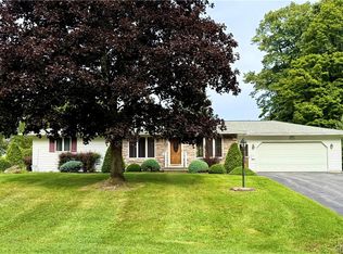 155 Valley View Rd, New Hartford, NY 13413
