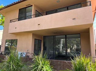 704 E Olive Ave, Burbank, CA 91501