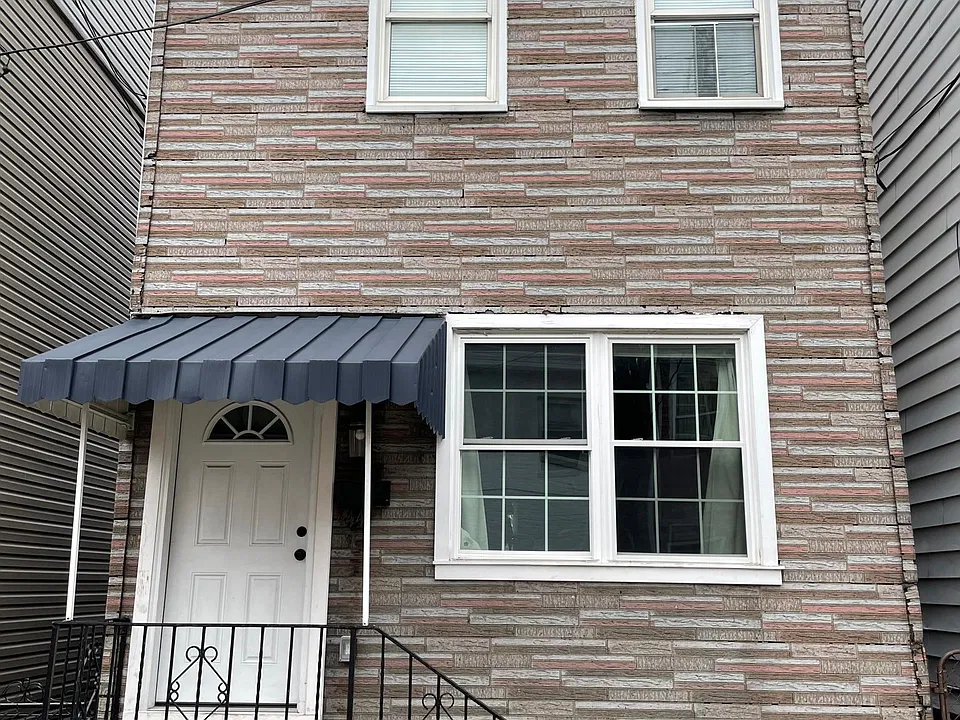 444 Cedarville St