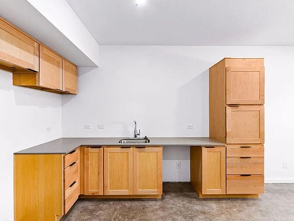 5th image of 28 W 18th St #2