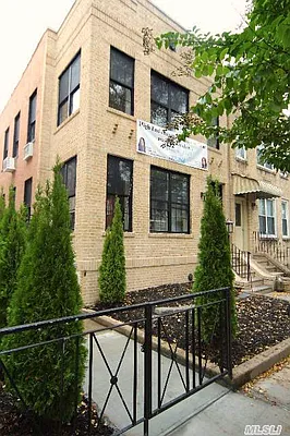 Rented by Douglas Elliman | media 9