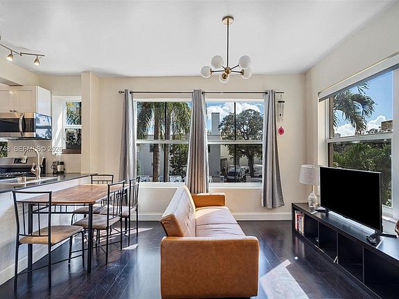 2nd image of 1320 Drexel Ave APT 200