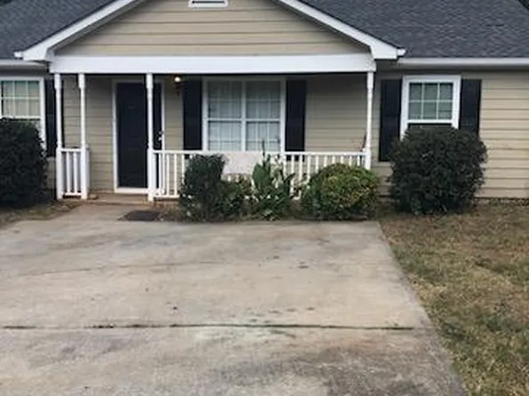 124 Tuscany Ln, Griffin, GA 30223