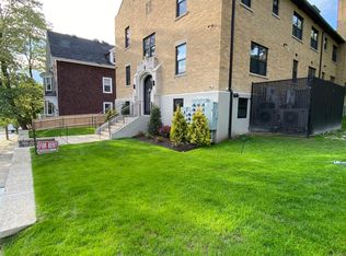 18 8th St #111, Providence, RI 02906